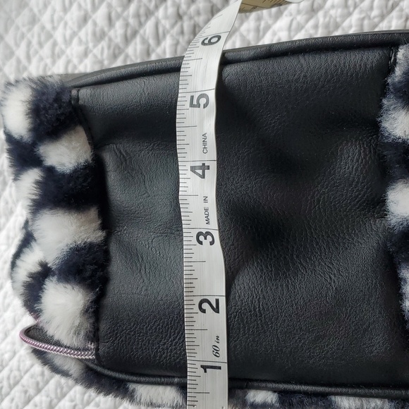 🐱Set Of 5:OMG Accessories Bag, Cats Vs Pickles - Picture 7 of 8